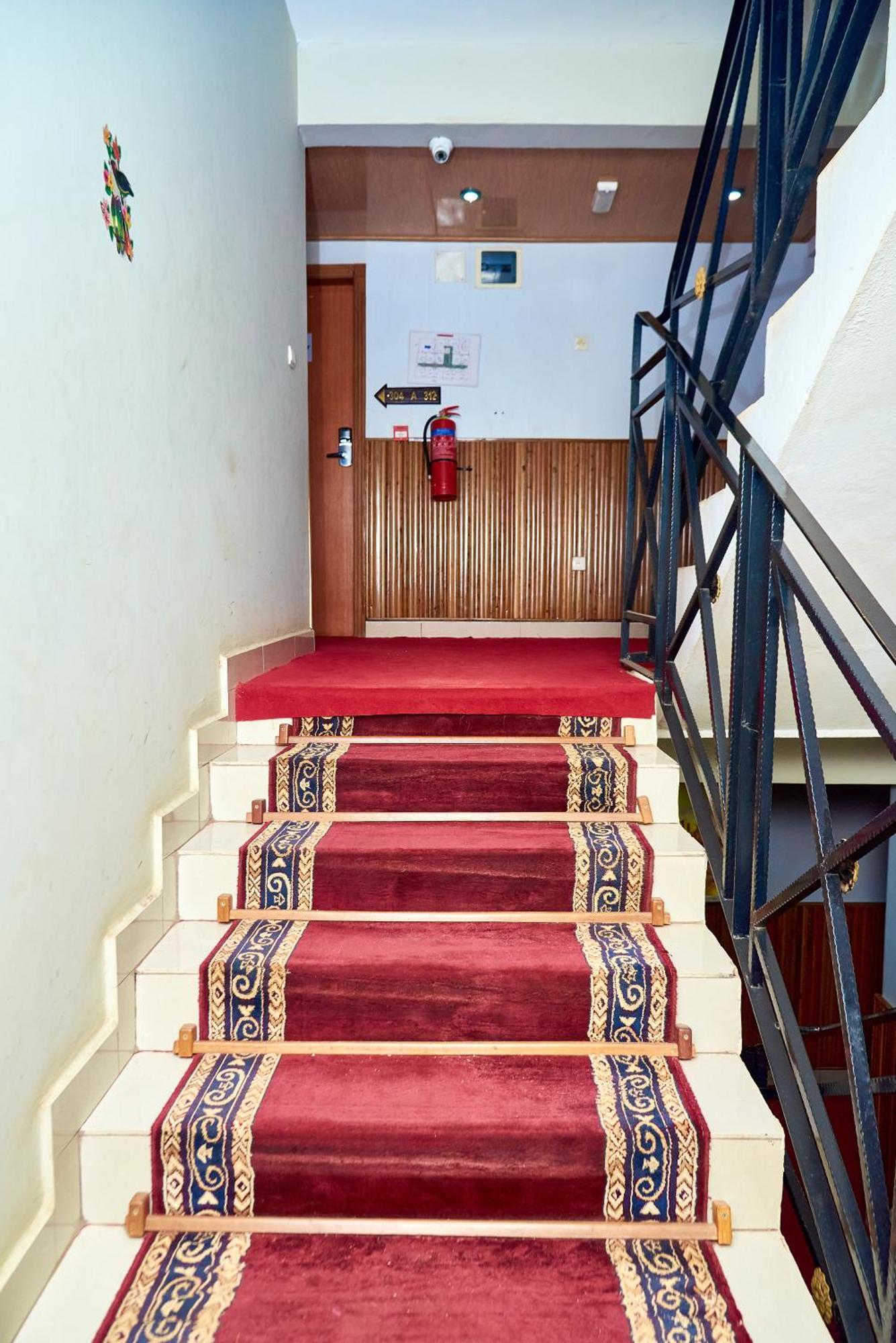 Congress Hotel ياوندي المظهر الخارجي الصورة
